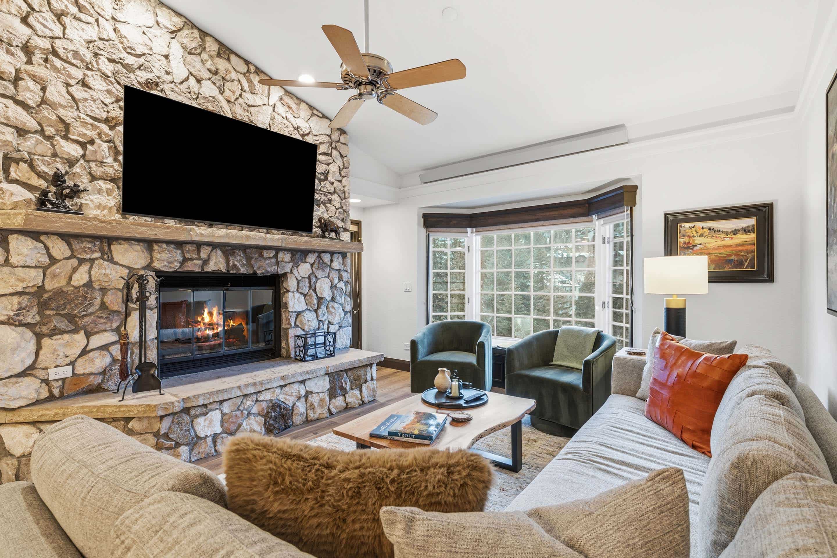 Featured Image - The Charter D460