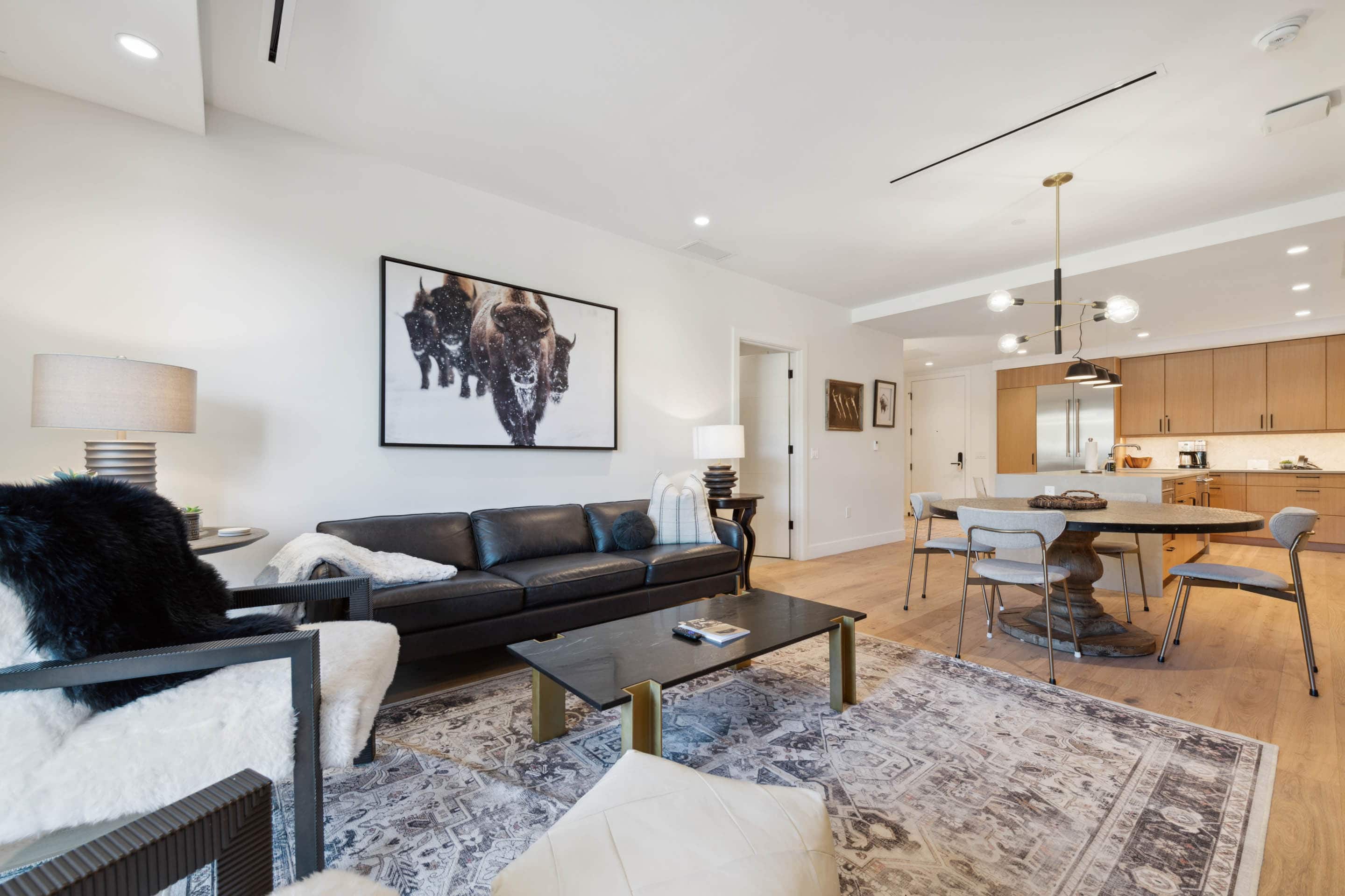 Featured Image - Frontgate 210