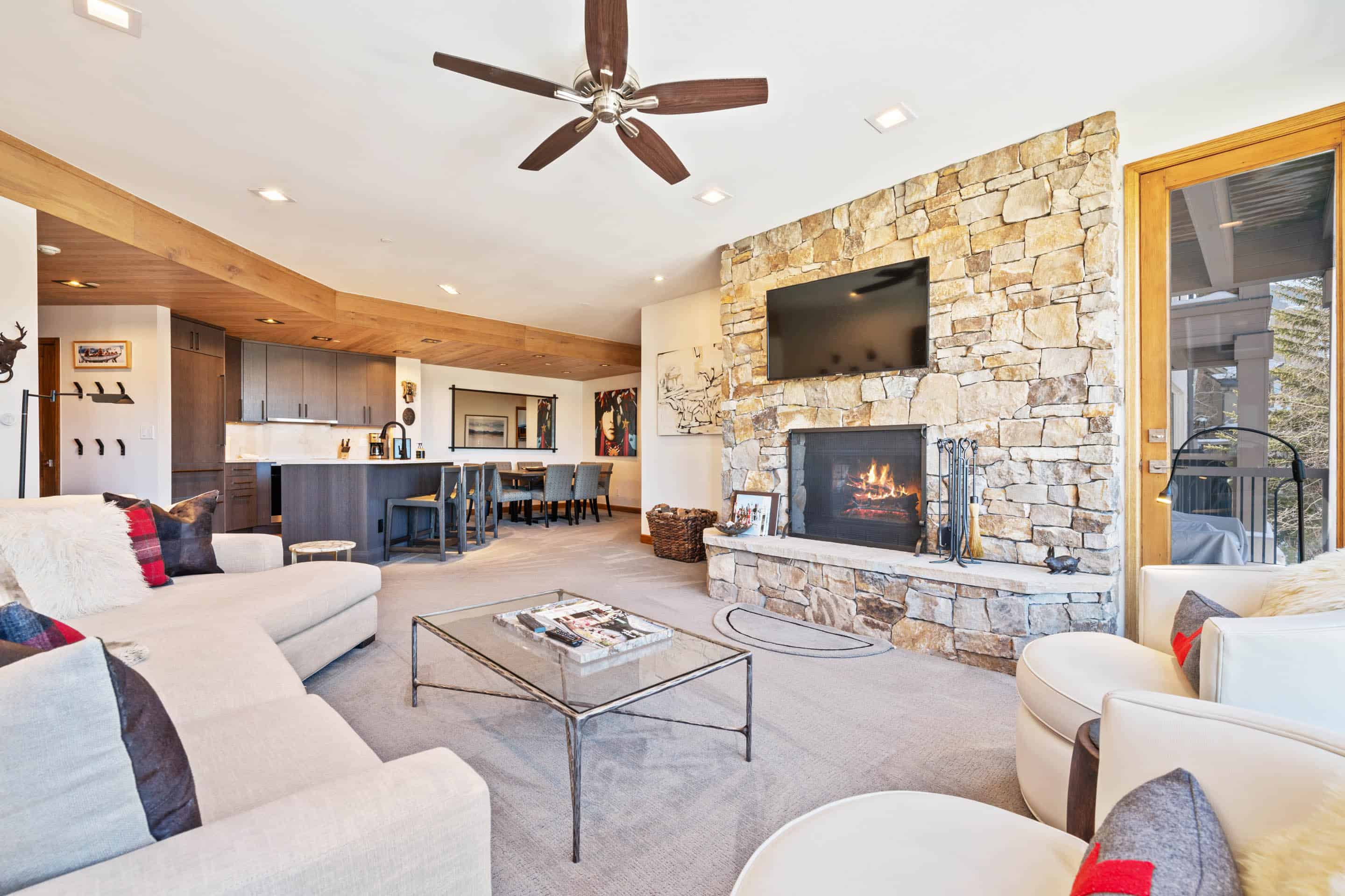 Featured Image - Highlands Westview 208