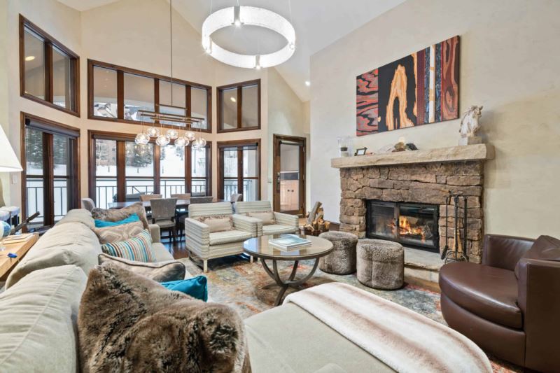 Featured Image - Hyatt Condominium 05