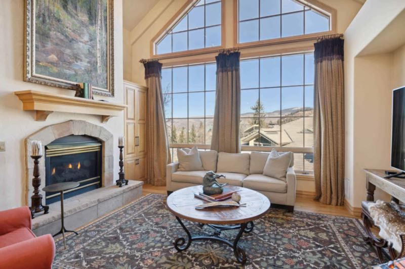 Featured Image - Oxford Court 301