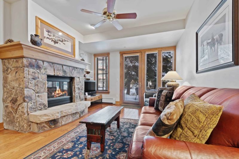 Featured Image - Villa Montane 117