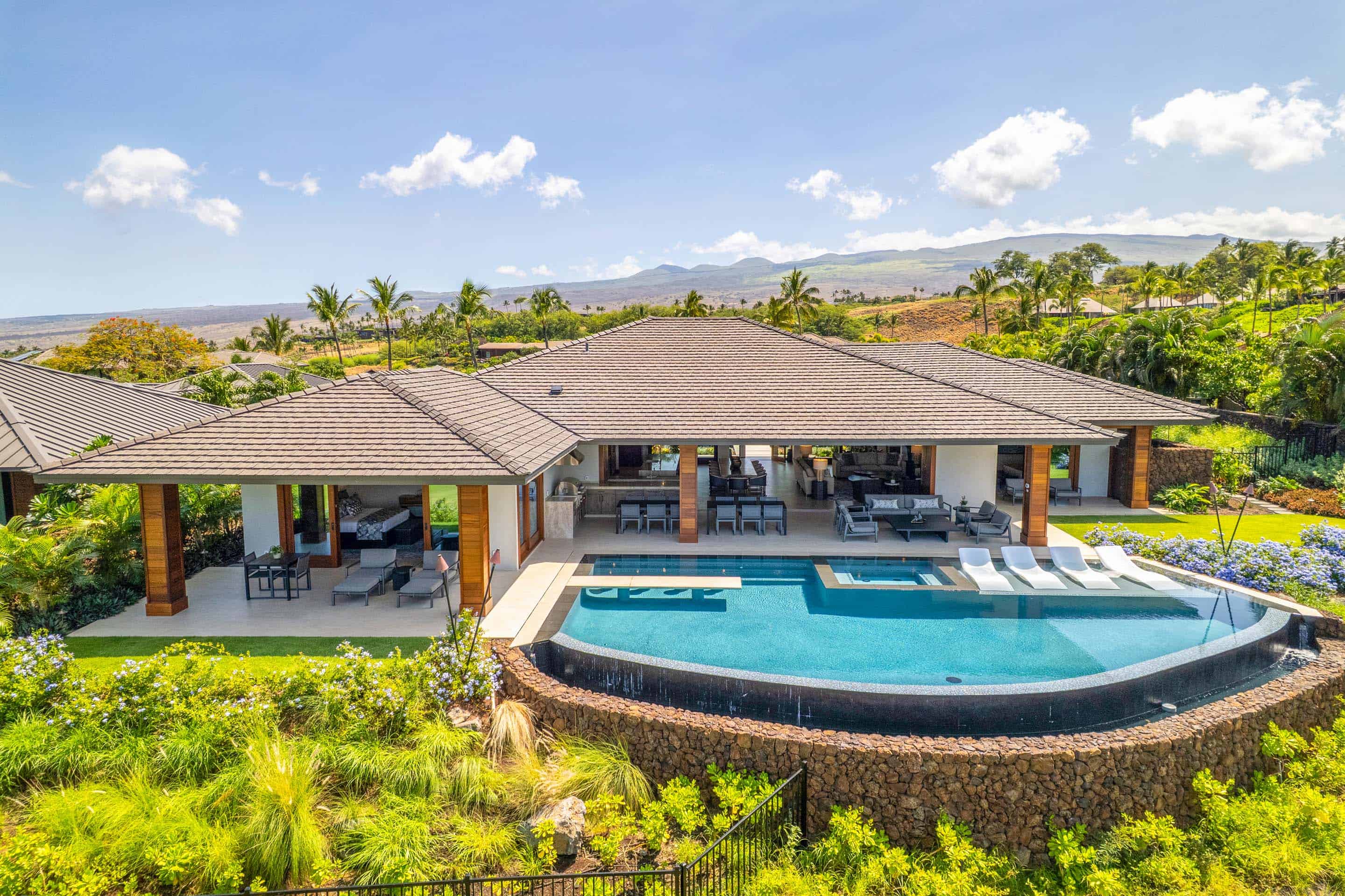 Featured Image - Kauna'oa 22