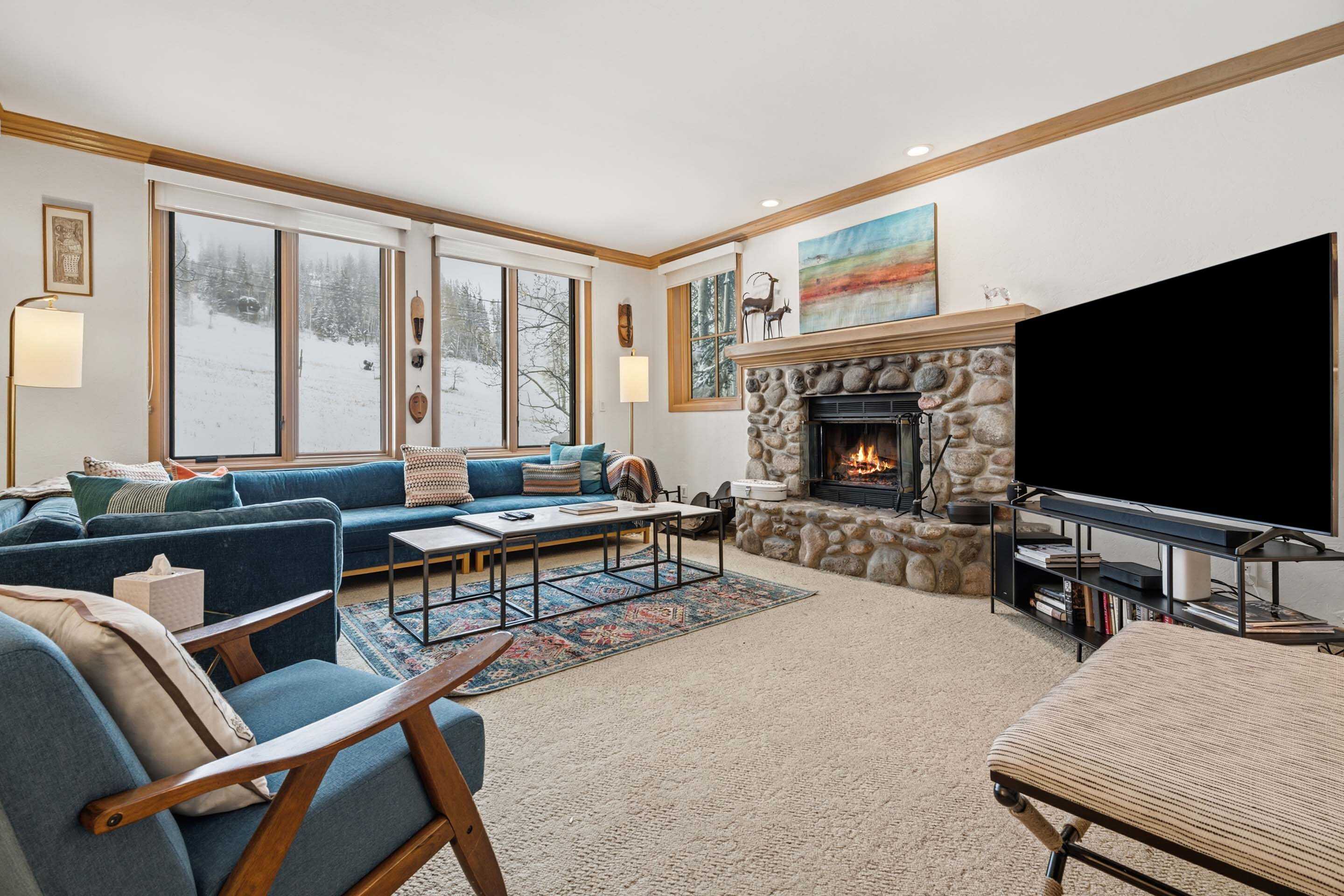 Featured Image - Highlands Slopeside 222