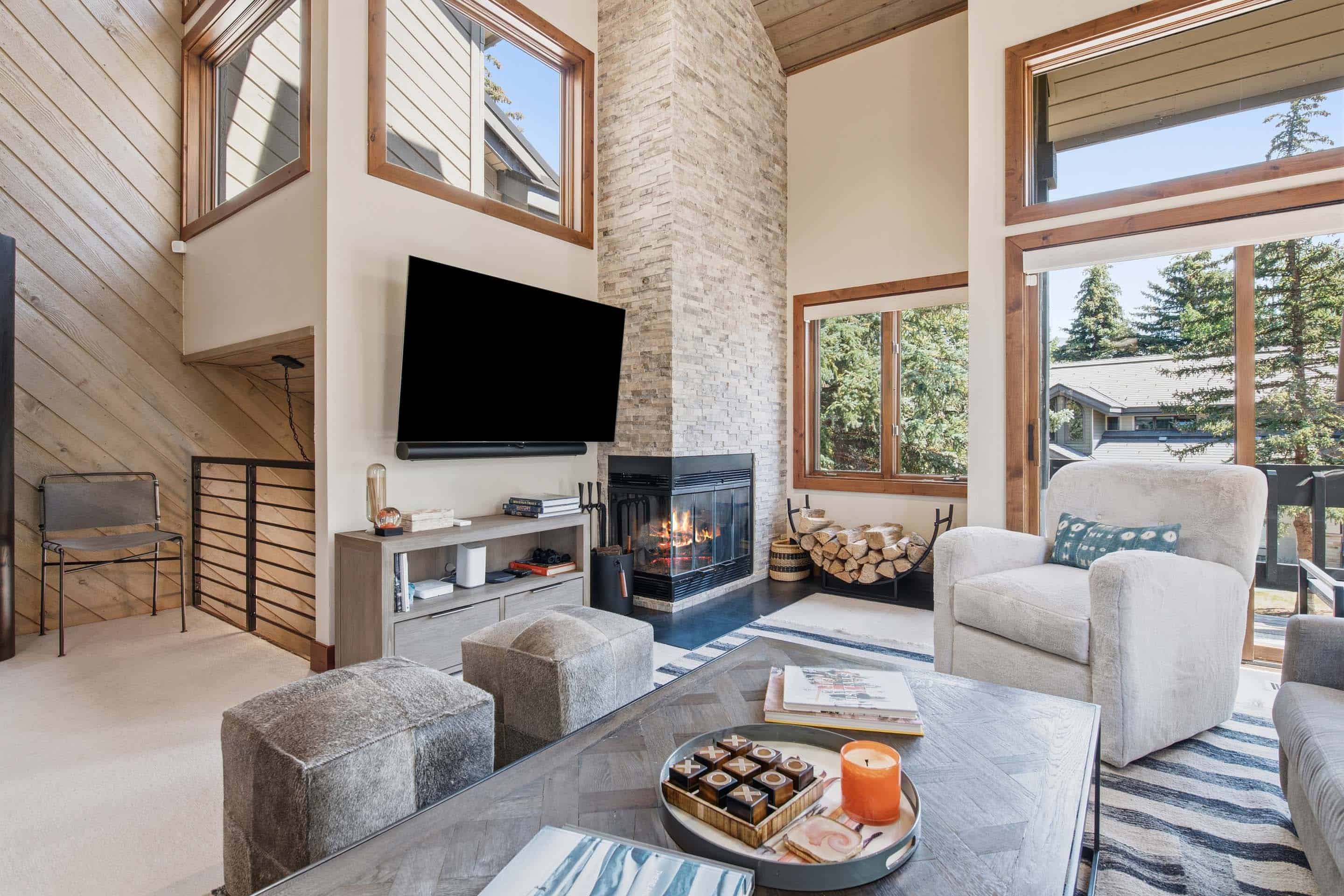 Featured Image - Ridgepoint Townhome 166