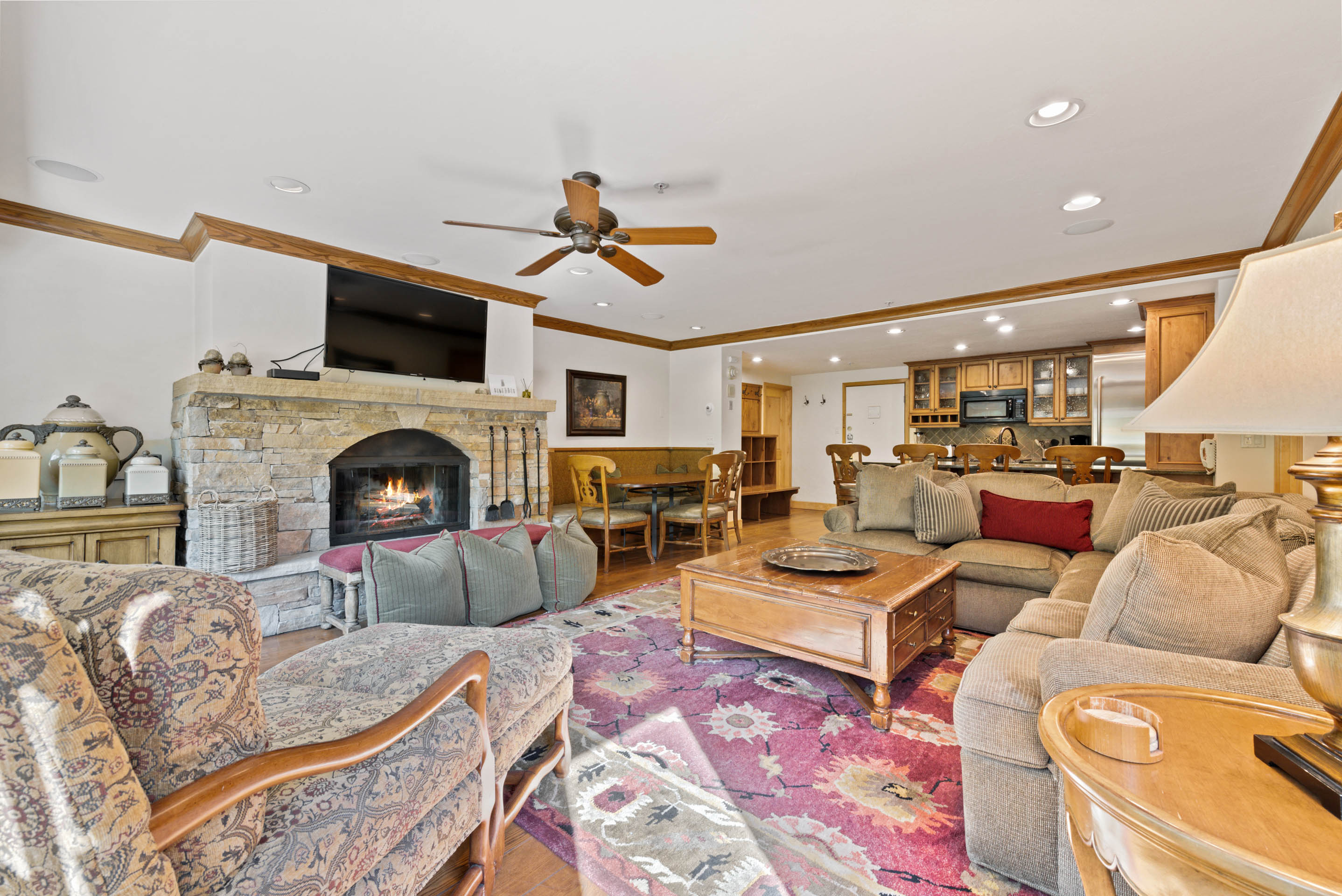 Featured Image - Lodge Tower 187 3BR, Vail Village